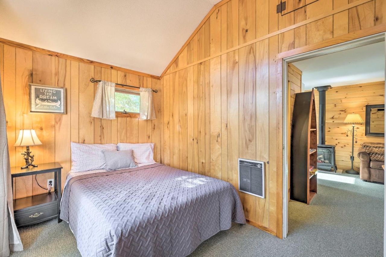 Lake Pleasant Cabin On 3 Acres With Kayaks And Beach! Экстерьер фото